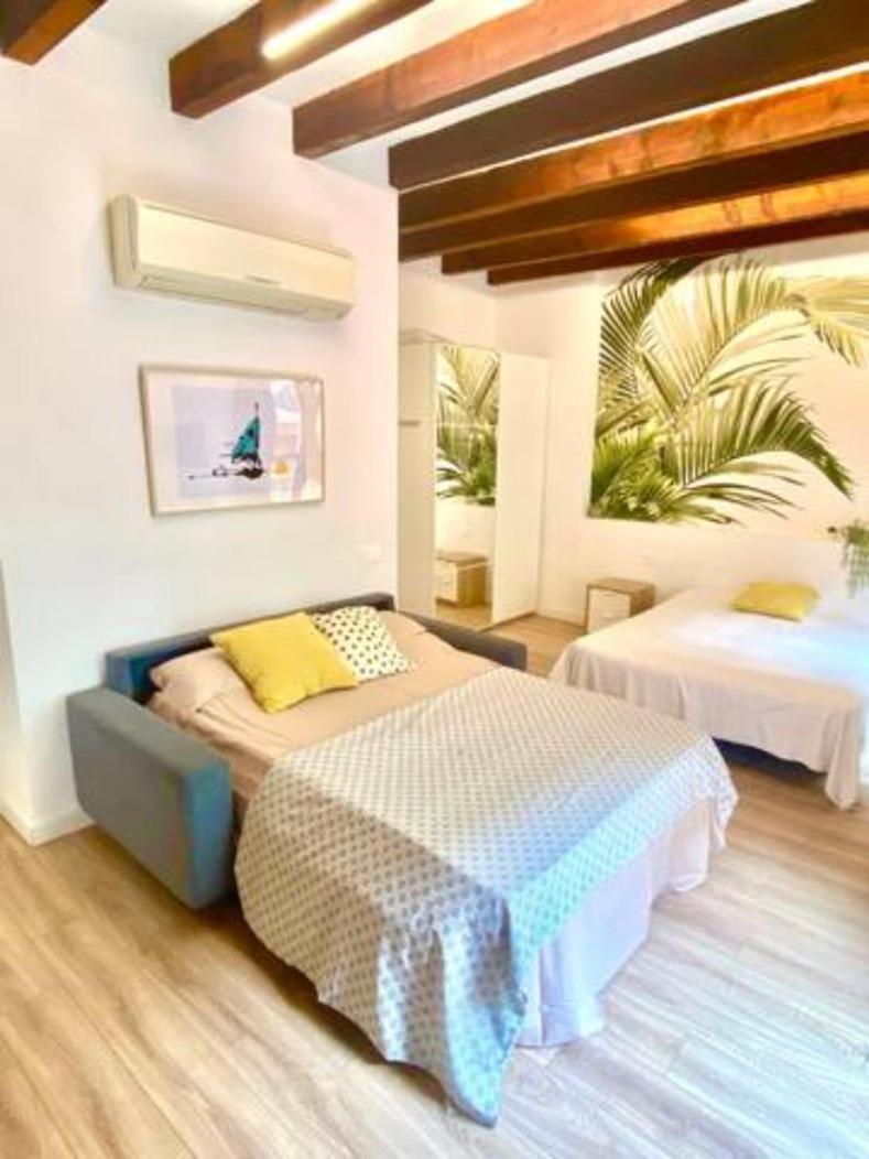 Modern Flat By Mercado Central In Ciutat Vella Valencia Exterior photo