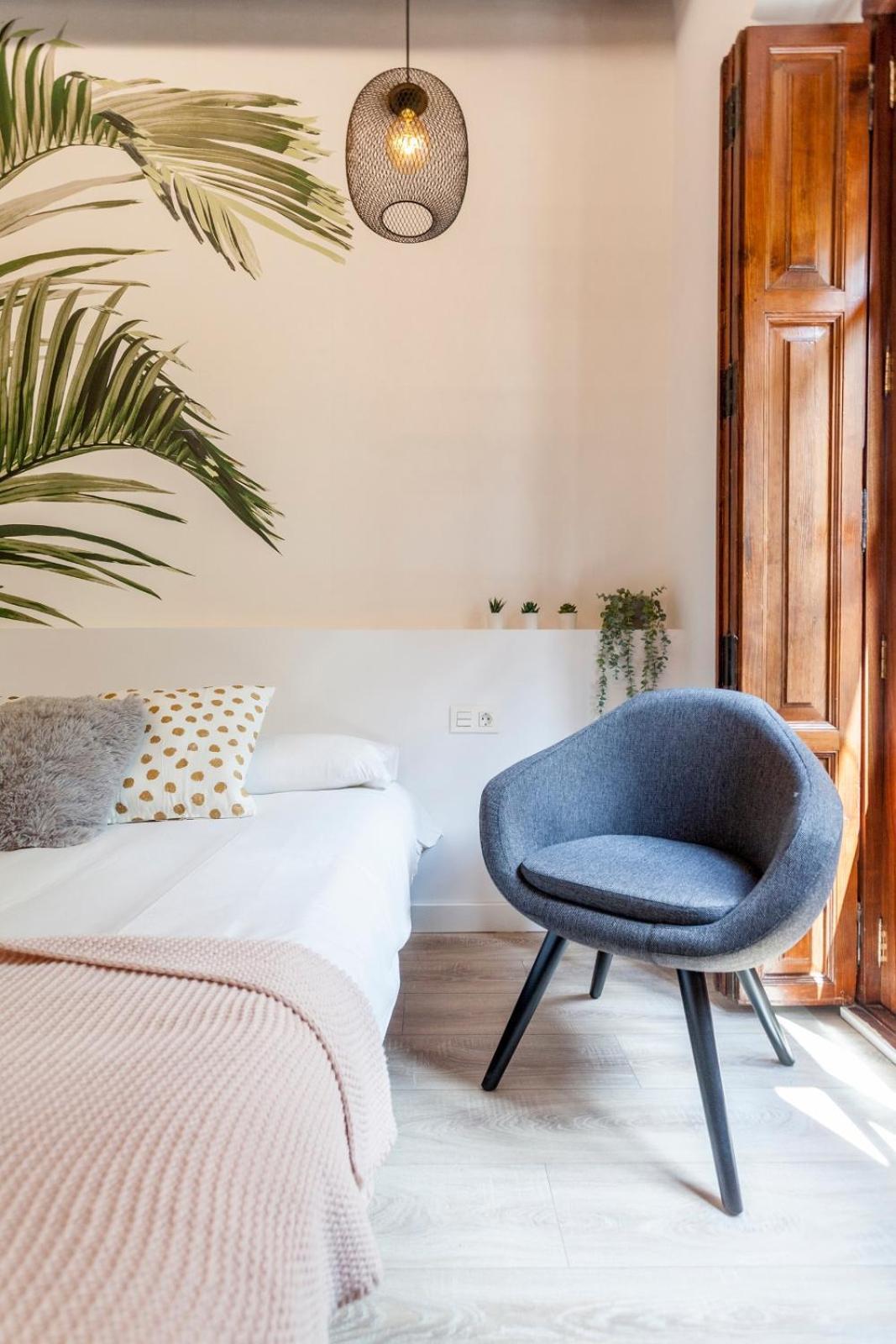 Modern Flat By Mercado Central In Ciutat Vella Valencia Exterior photo