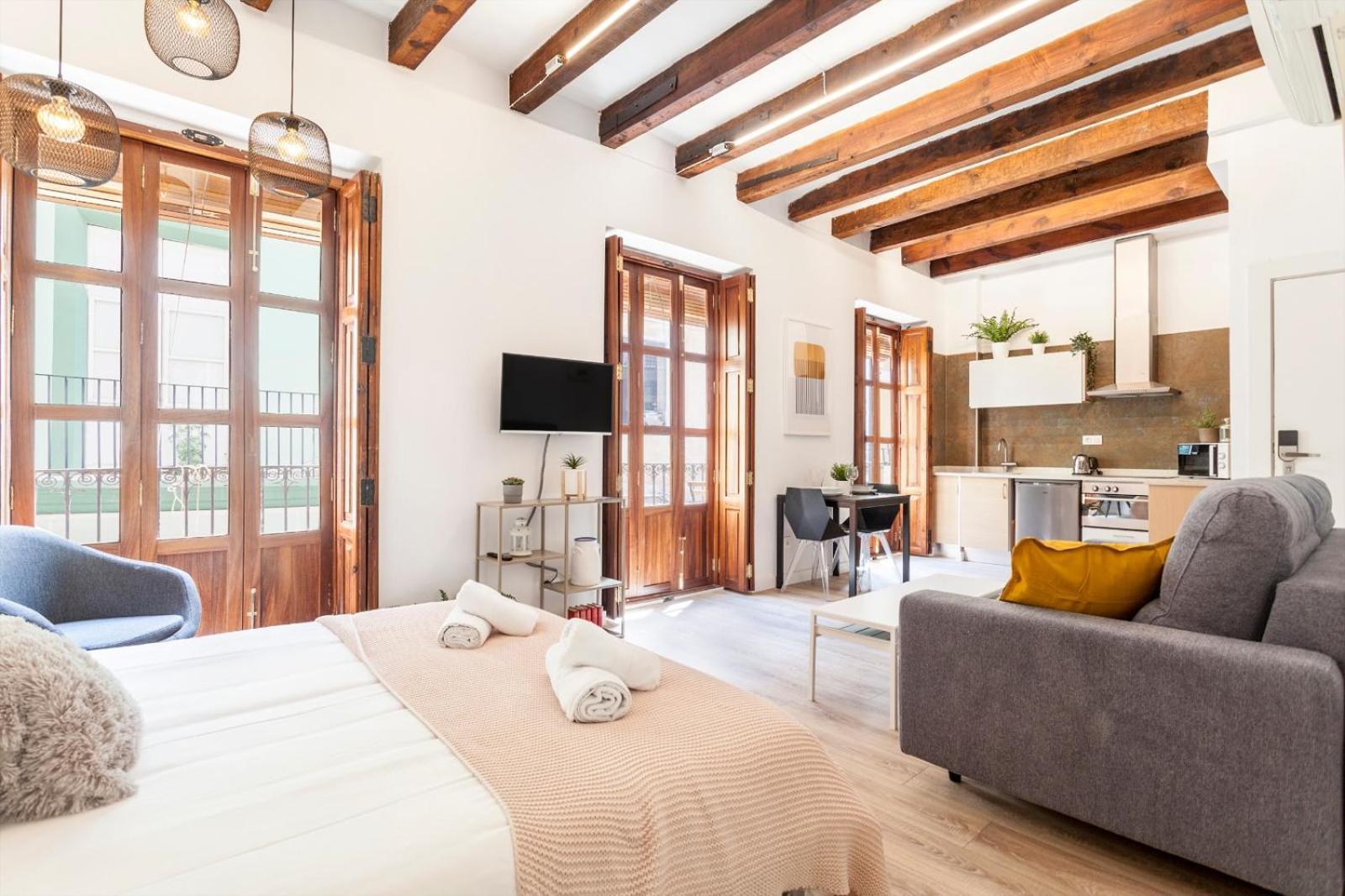 Modern Flat By Mercado Central In Ciutat Vella Valencia Exterior photo